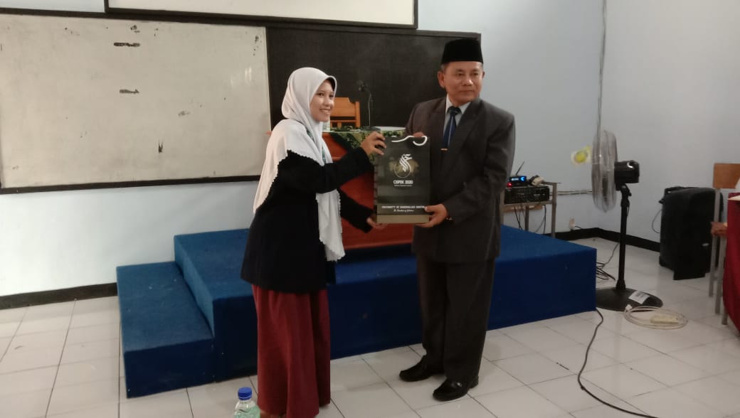 Direktur Perpustakaan UNIDA Menjadi Uswah